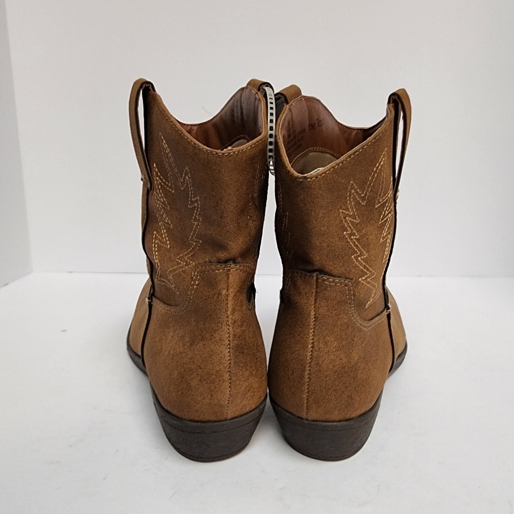 Me Too Brown Women's Western Ankle Boots Cowgirl/Cowboy Style Sz 7.5 - Picture 3 of 7
